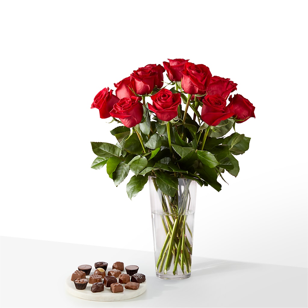 Romantic Long Stem Red Rose Bouquet Bundles – SCOTT'S FLOWERS, Amarillo TX