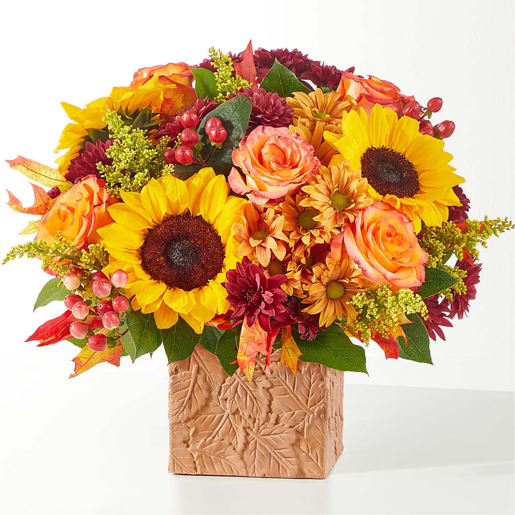 The Outdoors Bouquet – SCOTT'S FLOWERS, Amarillo TX