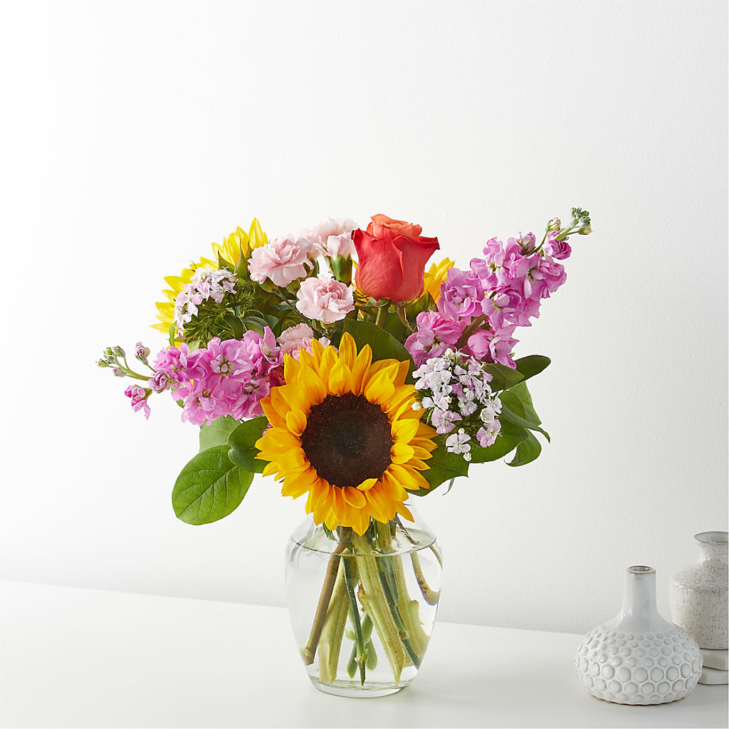 Yellow Brick Road Bouquet – SCOTT'S FLOWERS, Amarillo TX