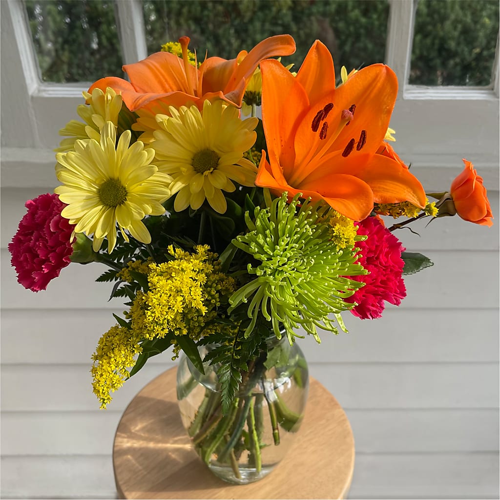 Bold & Bright – A Florist Original – SCOTT'S FLOWERS, Amarillo TX