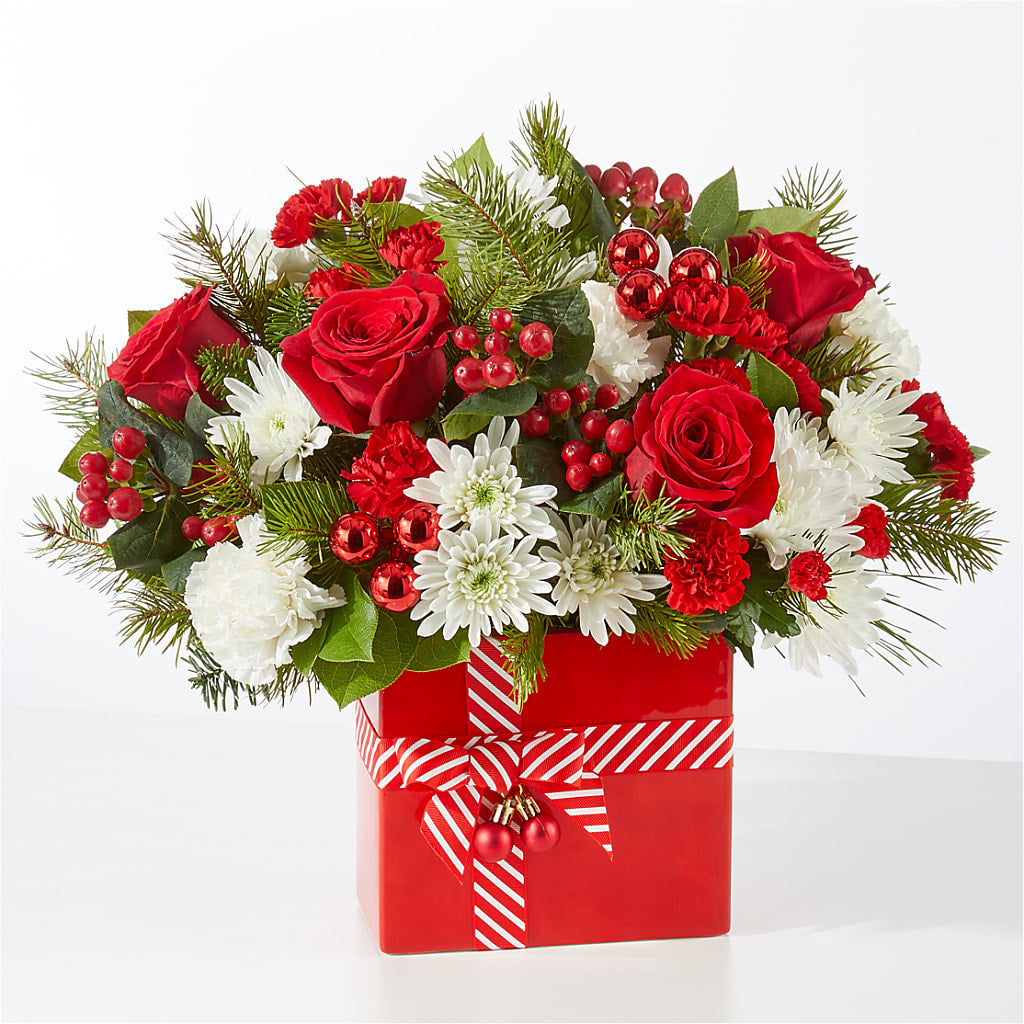 Presents Under the Tree Bouquet – SCOTT'S FLOWERS, Amarillo TX