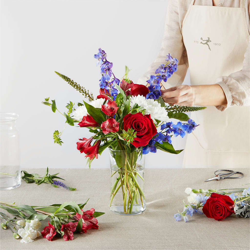 Star Spangled - A Florist Original – SCOTT'S FLOWERS, Amarillo TX