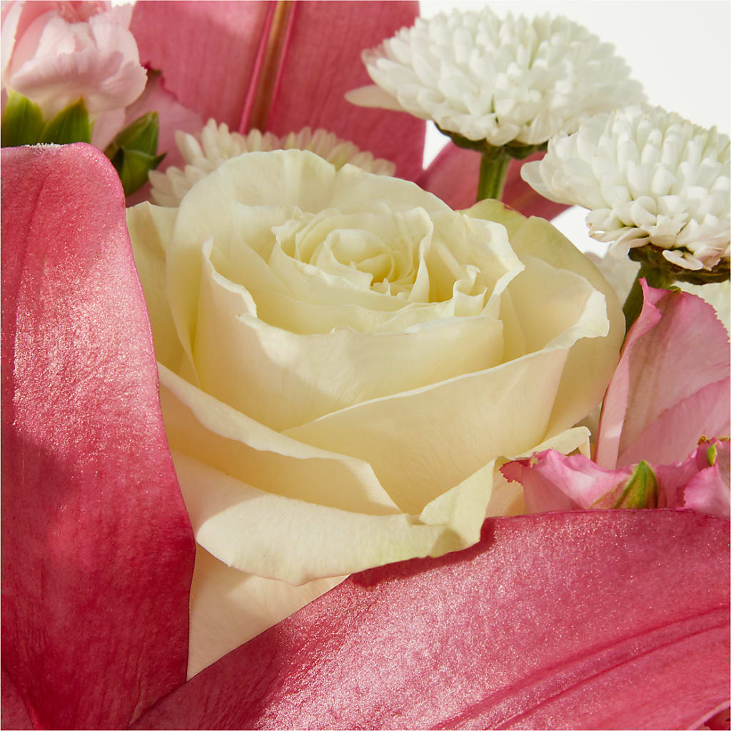 Piece of Cake Bouquet – SCOTT'S FLOWERS, Amarillo TX